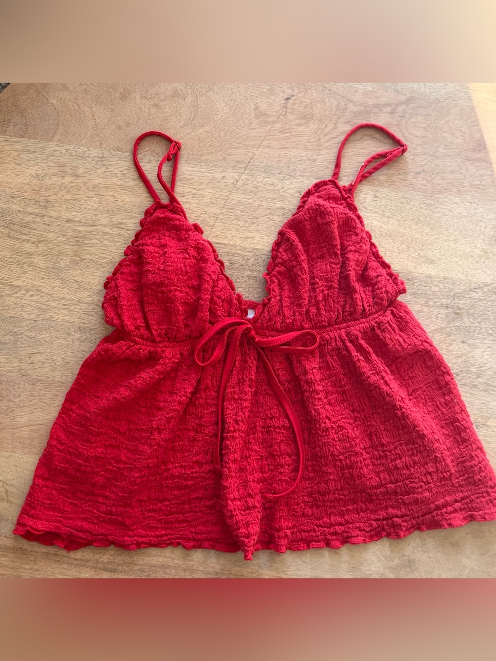 Red Textured Tie-Front Women's Tank Top